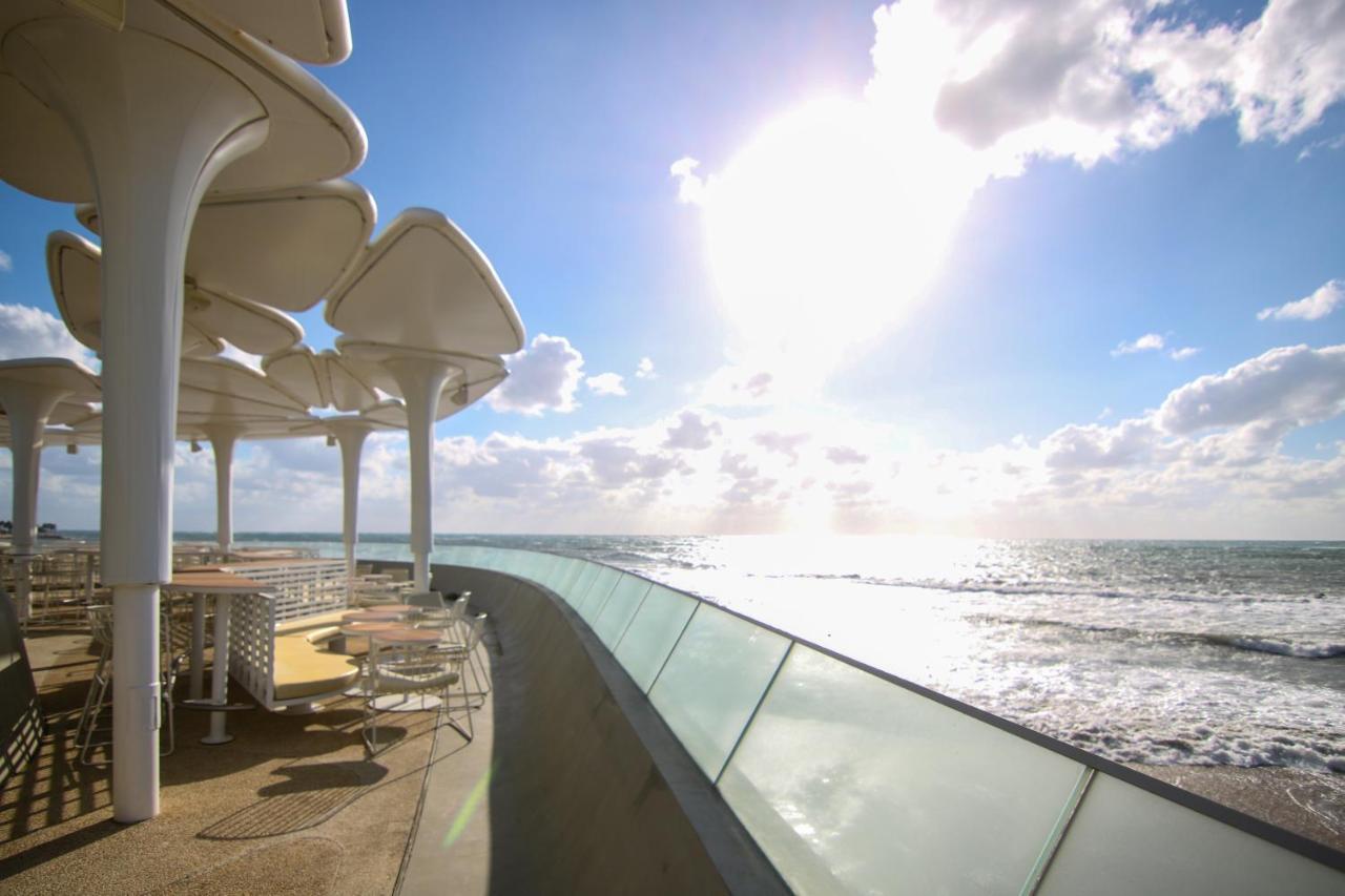 Apartamento Phaedrus Living Seaview Luxury Flat Limnaria 153 Paphos Exterior foto